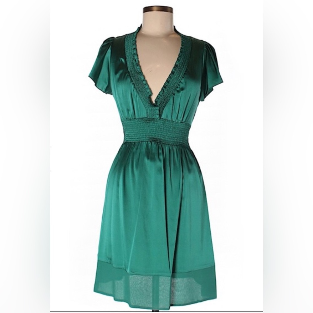 New BCBG Max Azria Green Silk Dress Cap Sleeves L - Picture 1 of 6